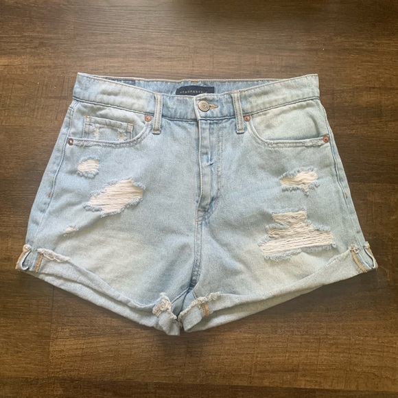 [Aeropostale] Distressed Mom Jean Shorts - Picture 2 of 8